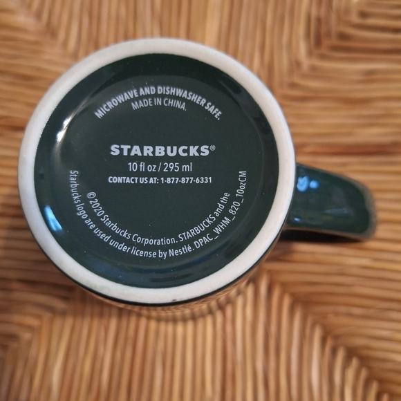 Starbucks Coffee 2020 10 oz  Holiday  coffee Ceramic  Green - Picture 4 of 4